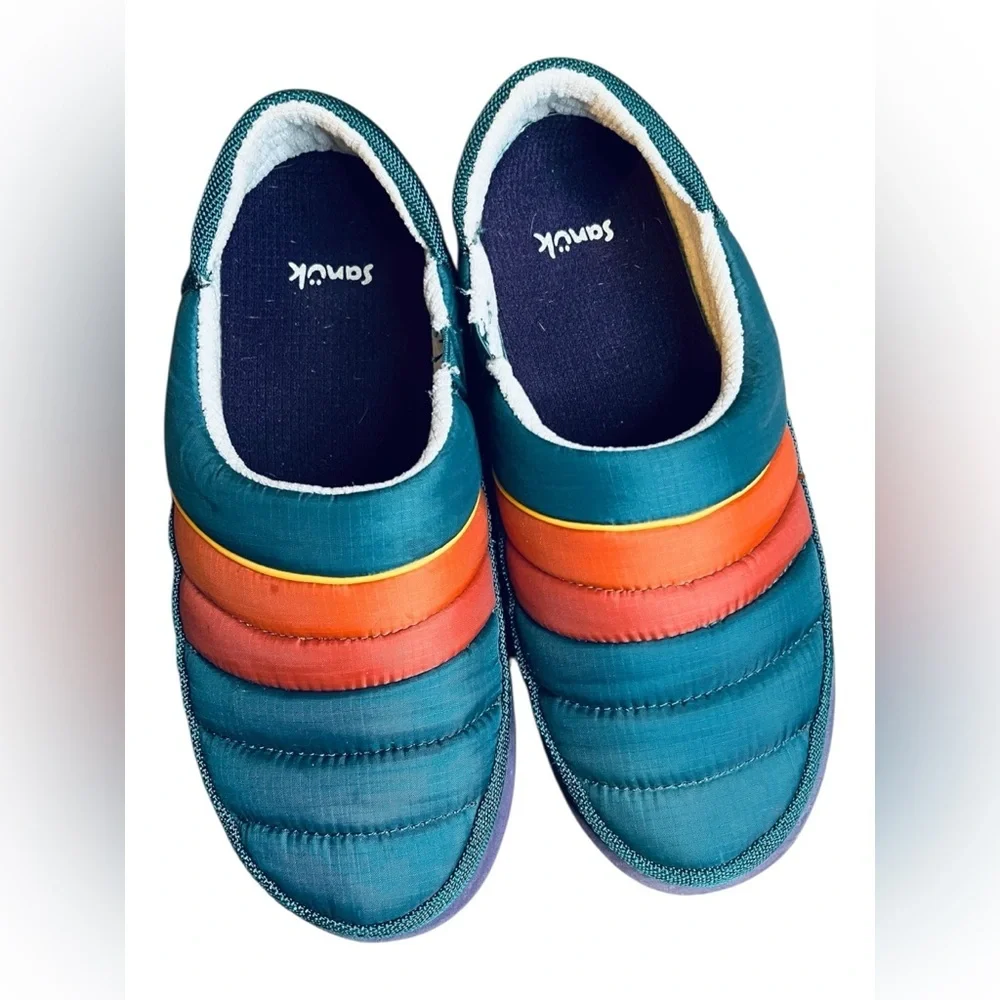 Sanuk Quilted Slip-On Shoes – Size 7 - Picture 4 of 10